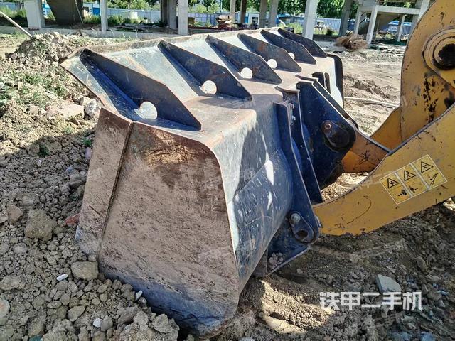 工作装置整体（整机外观及大件）