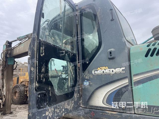 驾驶室整体（整机外观）