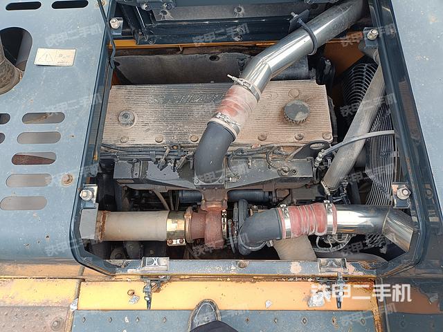 发动机整体俯视（整机外观）