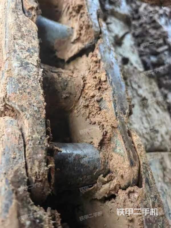 单侧履带整体（整机外观）