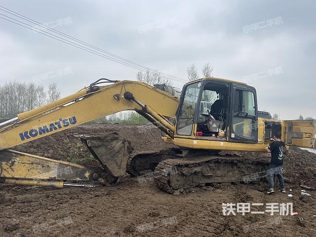 驾驶室顶部（整机外观）