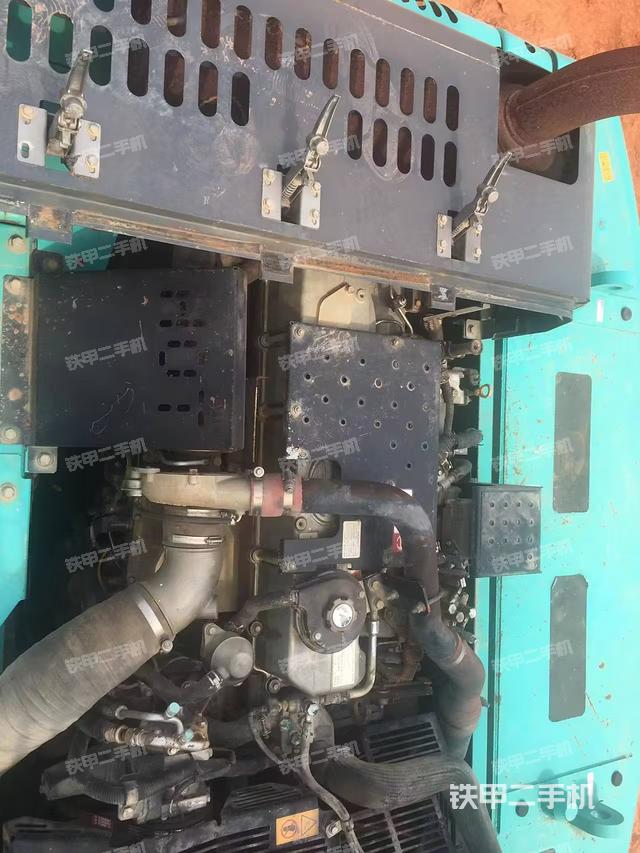 发动机整体俯视（整机外观）