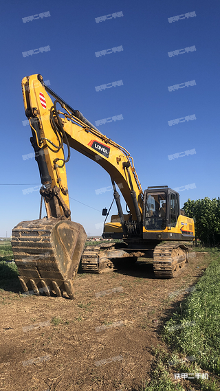 烟台市出售 雷沃重工 FR370E 挖掘机