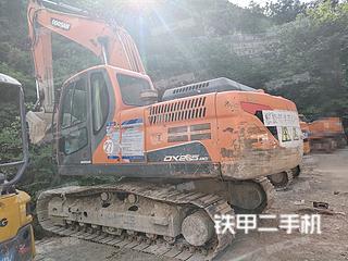 重庆斗山DX215-9C挖掘机实拍图片