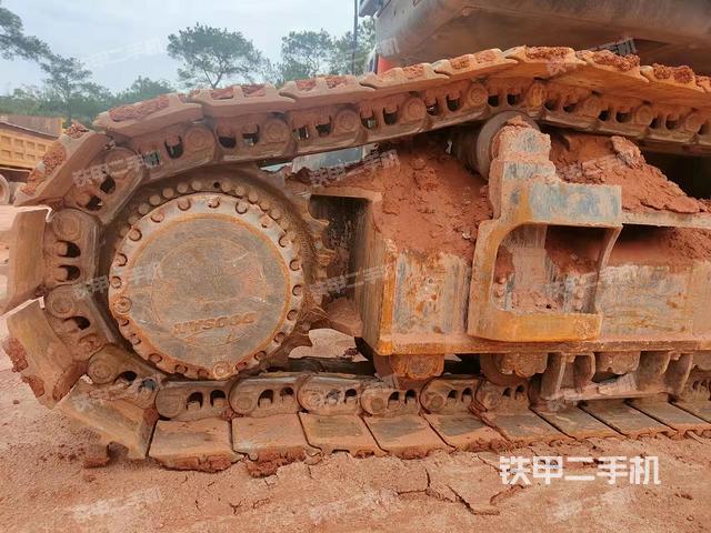 单侧履带整体（整机外观）