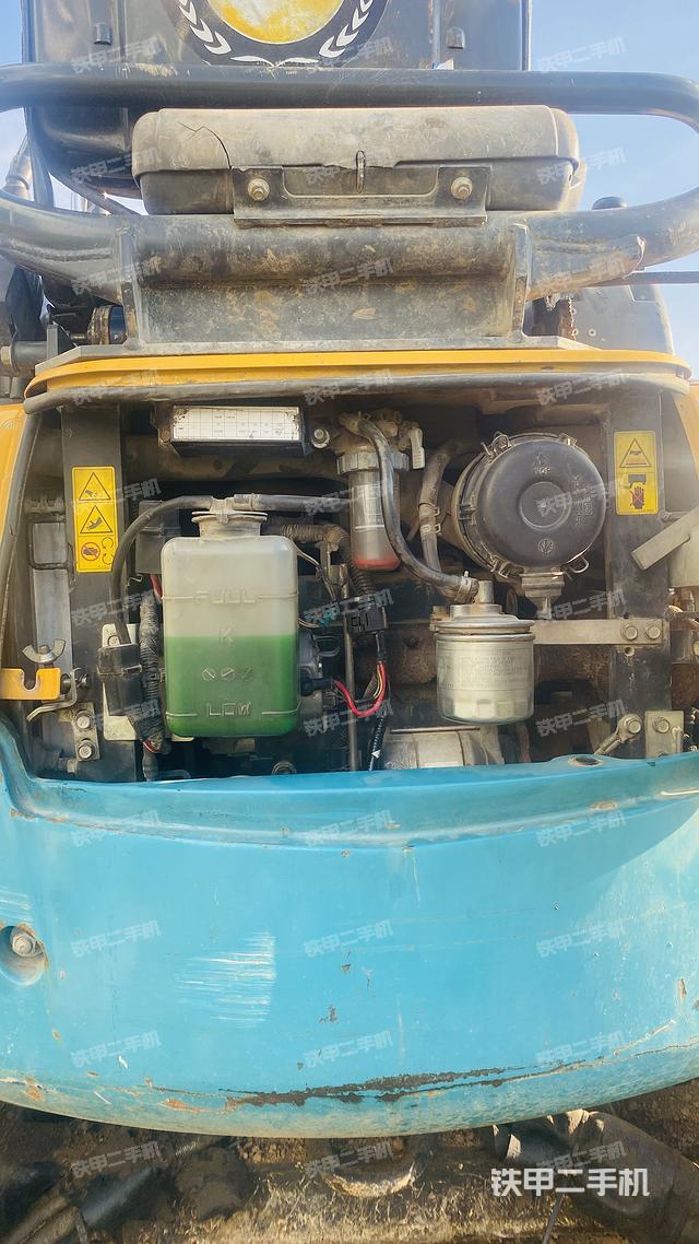 发动机整体俯视（整机外观）