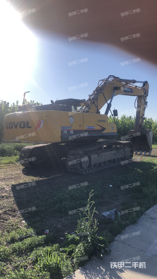 整机右后45°（整机外观）