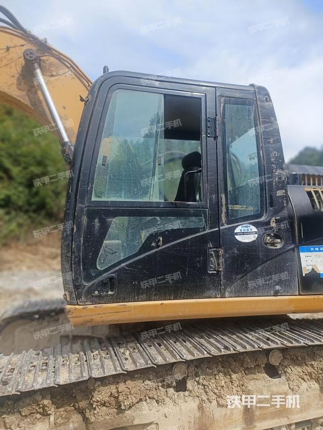 驾驶室整体（整机外观）