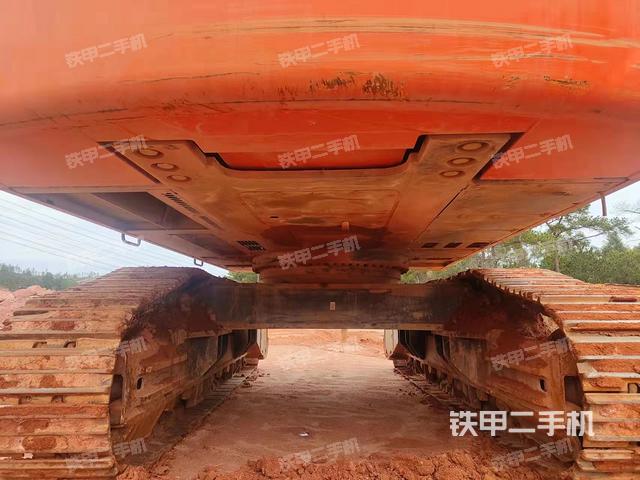 驾驶室整体（整机外观）