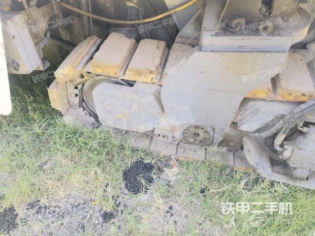 右驅(qū)動輪/右后輪（行走機構(gòu)）