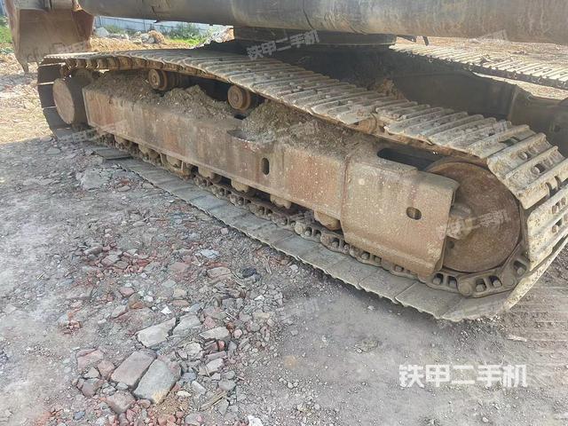 单侧履带整体（整机外观）