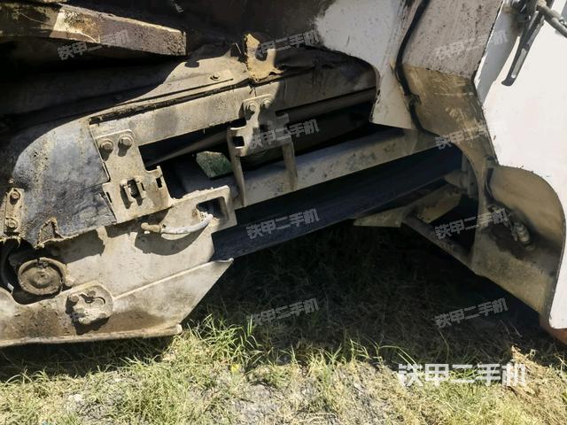 工作裝置4（工作裝置）