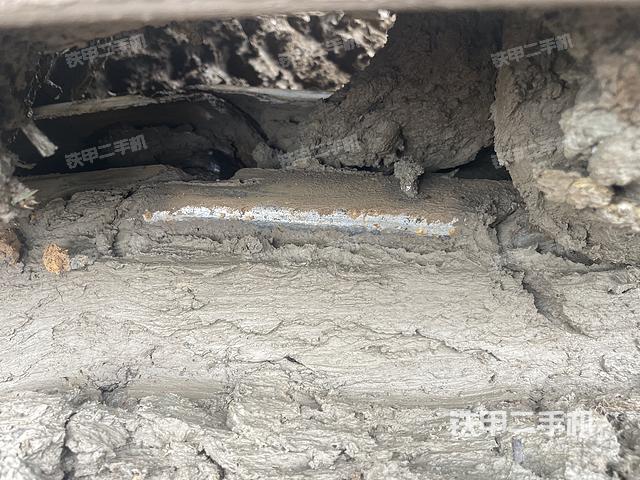 单侧履带整体（整机外观）