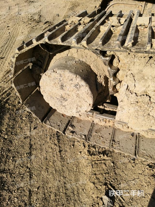 右侧行走马达盖板（行走机构）