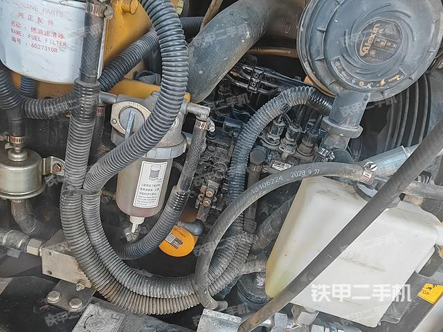 发动机整体俯视（整机外观）