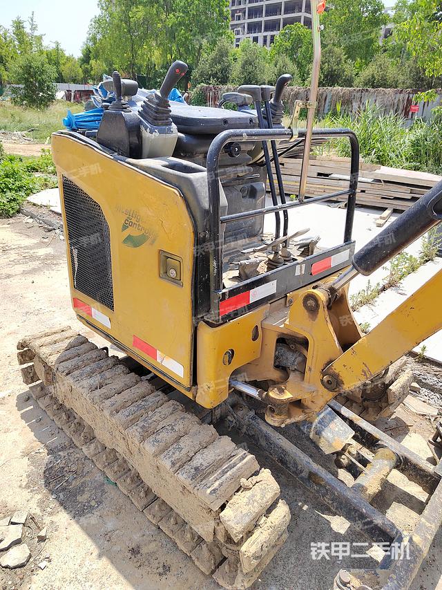 单侧履带整体（整机外观）