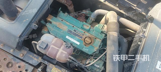 发动机整体俯视（整机外观）