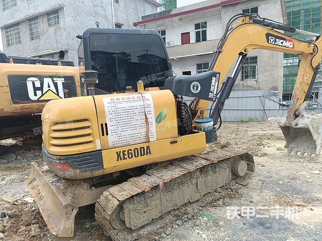 整机右后45°（整机外观）