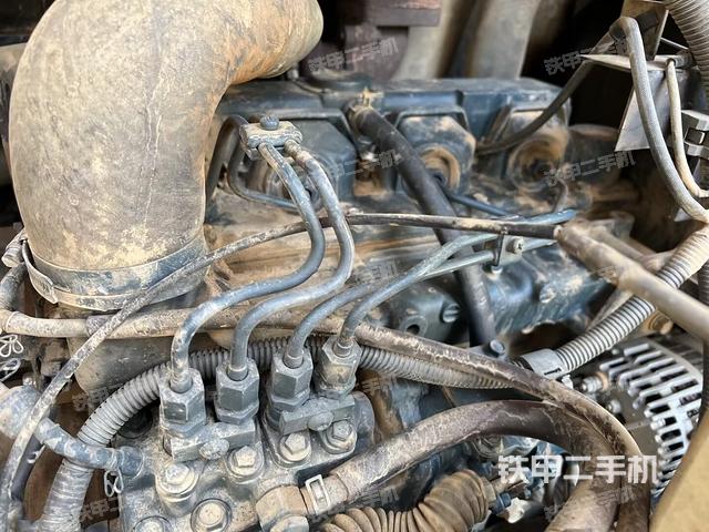 发动机整体俯视（整机外观）