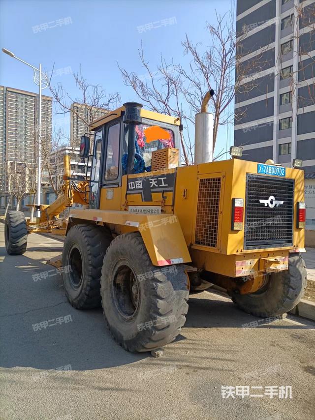 整机右后45°（设备外观及核心部件）