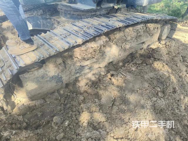 单侧履带整体（整机外观）