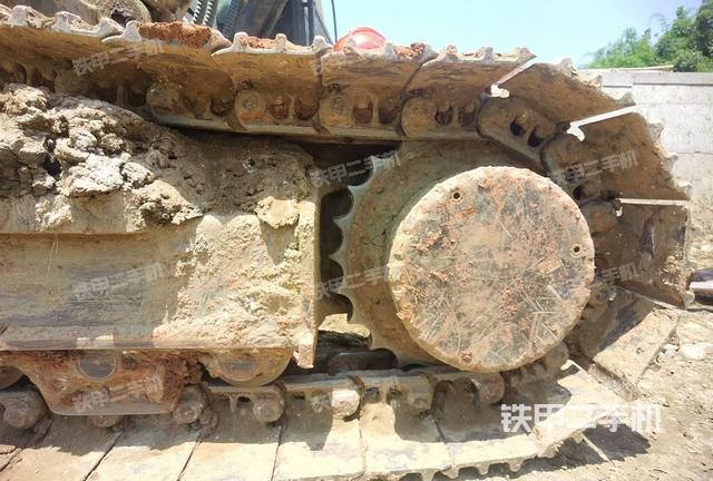 单侧履带整体（整机外观）