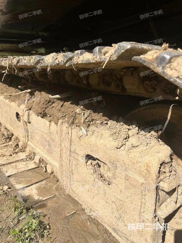 单侧履带整体（整机外观）