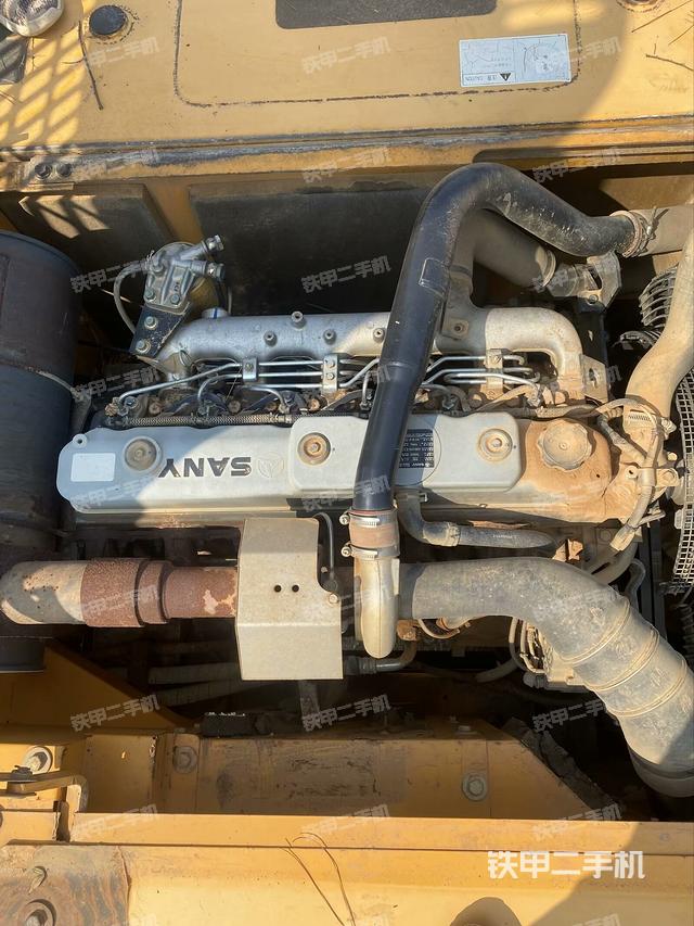 发动机整体俯视（整机外观）