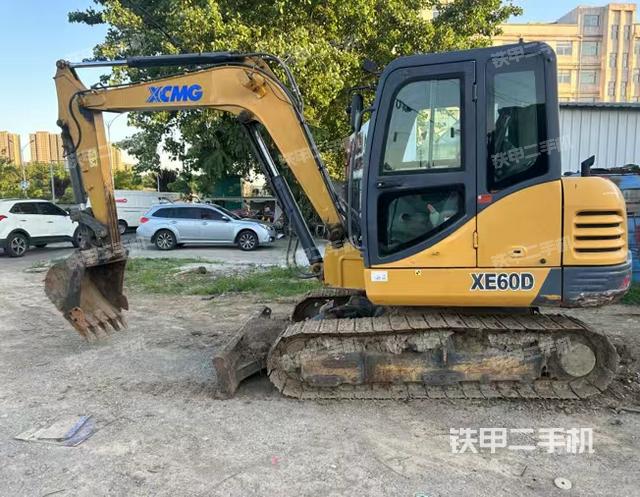 徐工XE60D挖掘机
