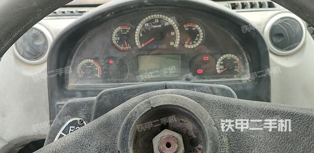 驾驶室操作台（整机外观及大件）