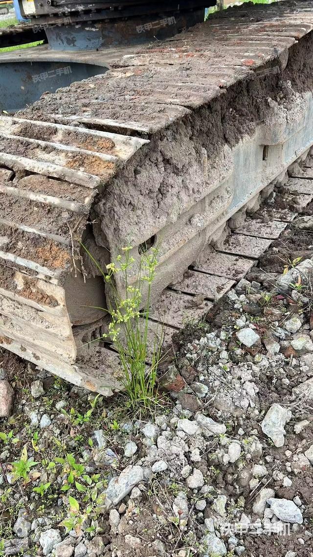 单侧履带整体（整机外观）