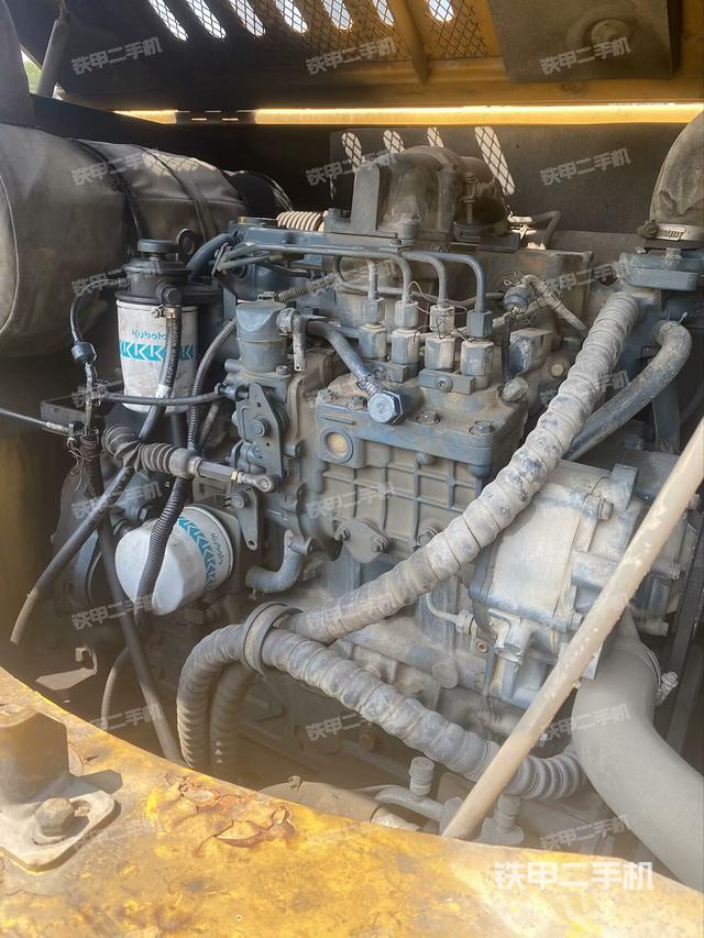 发动机整体俯视（整机外观）