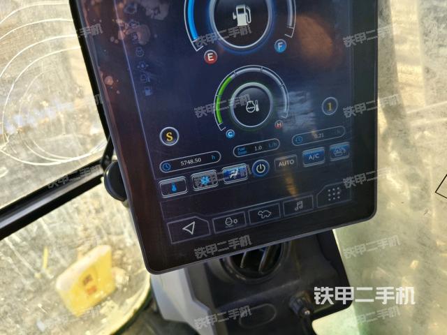 显示屏 （驾驶室部分）