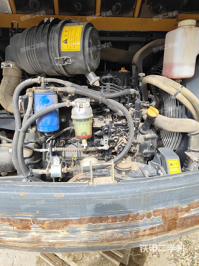 发动机整体俯视（整机外观）