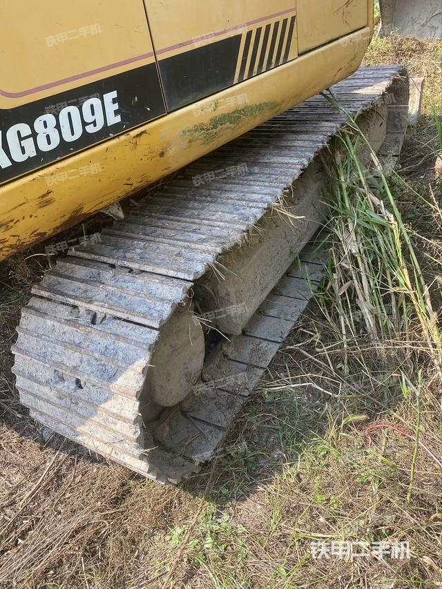 单侧履带整体（整机外观）