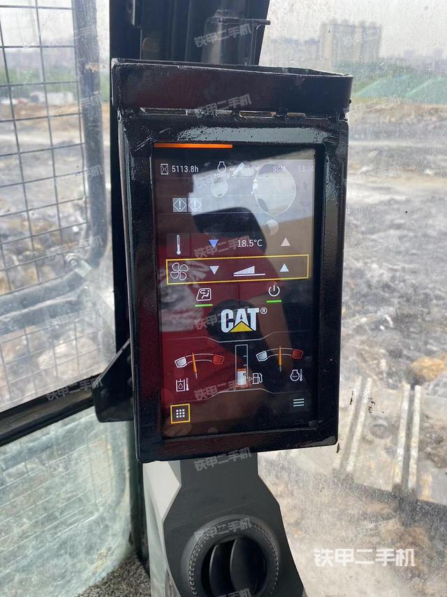 驾驶室整体（整机外观）