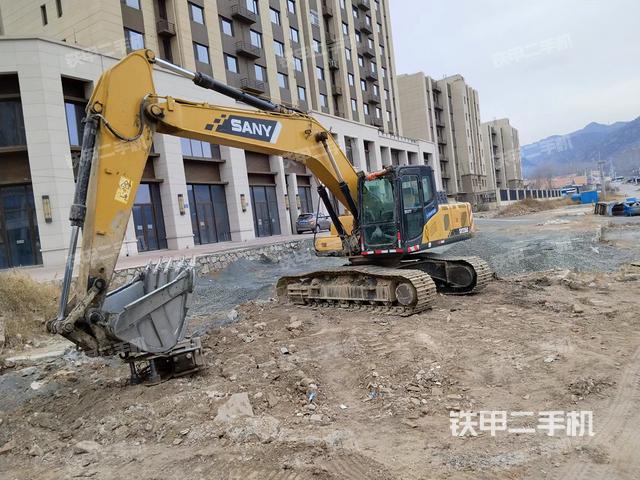 三一重工SY205C挖掘机