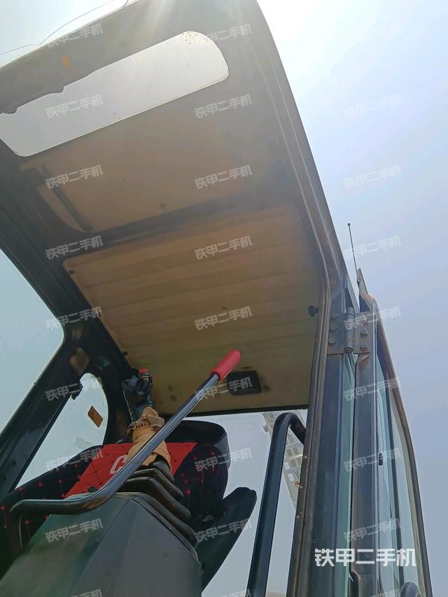 頂棚整體(駕駛室部分) 頂棚整體(駕駛室部分)