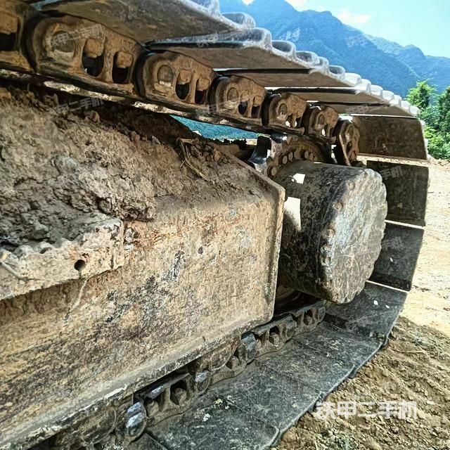 单侧履带整体（整机外观）