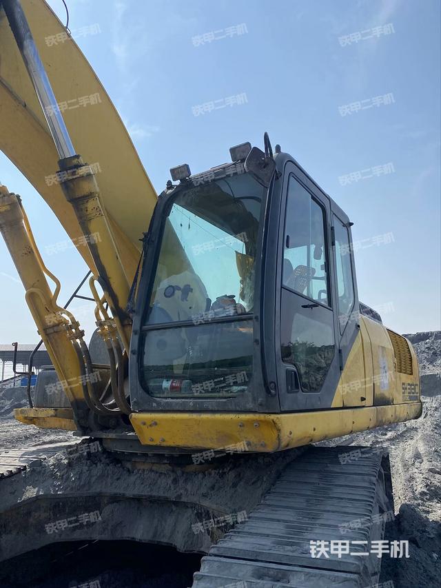 驾驶室整体（整机外观）