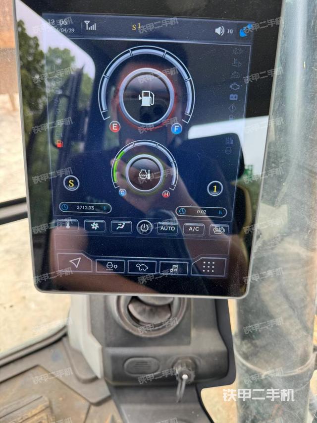 驾驶室整体（整机外观）