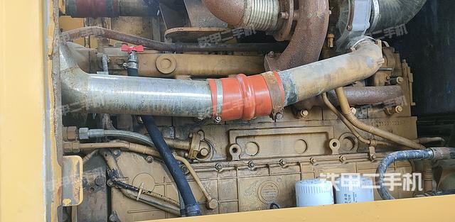 发动机右侧（整机外观及大件）