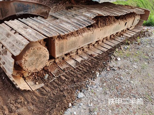 单侧履带整体（整机外观）