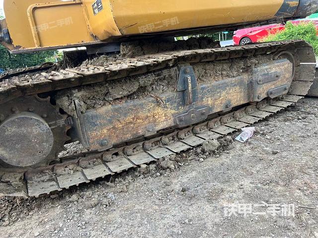 单侧履带整体（整机外观）