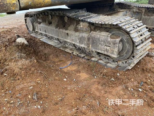 单侧履带整体（整机外观）