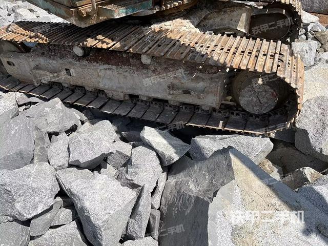 单侧履带整体（整机外观）