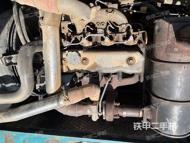 发动机整体俯视（整机外观）