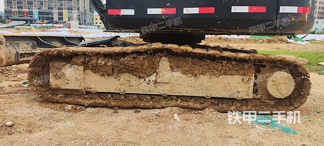 单侧履带整体（整机外观）