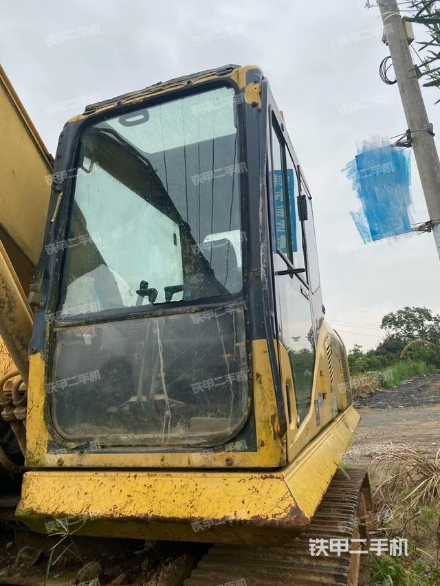 驾驶室整体（整机外观）