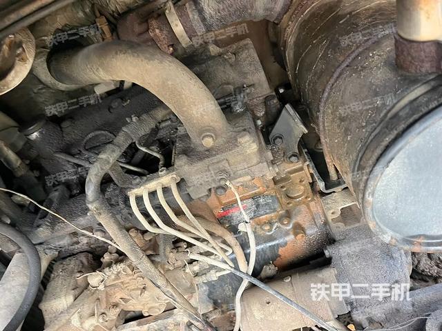 回轉(zhuǎn)馬達(dá)（上車部件）